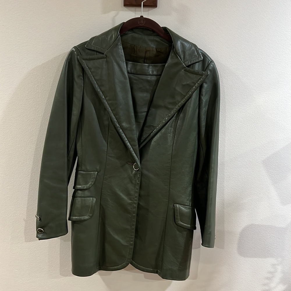70s Vintage 2-piece leather skirt suit | Green